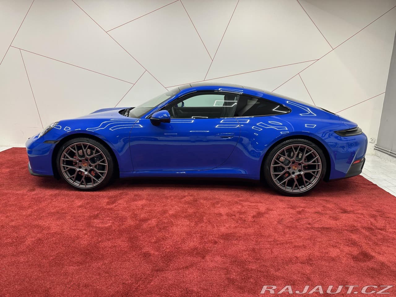 2025 Porsche 911 - 2