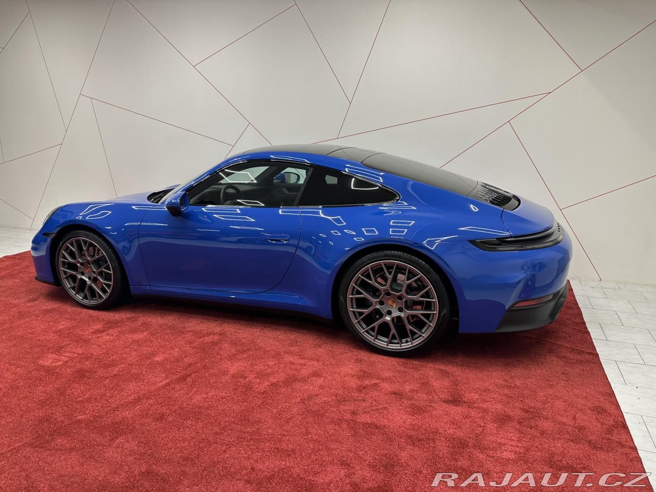 2025 Porsche 911 - 3