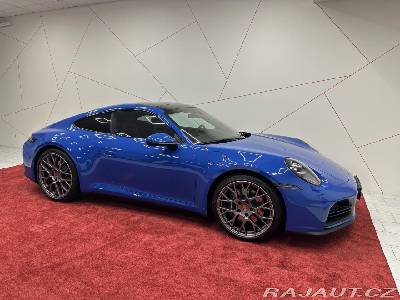 2025 Porsche 911 - 6