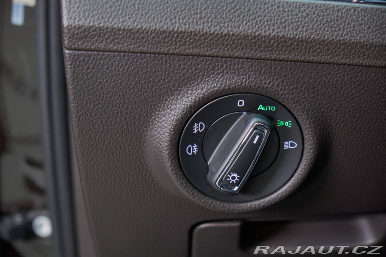 2019 Škoda Superb - 12