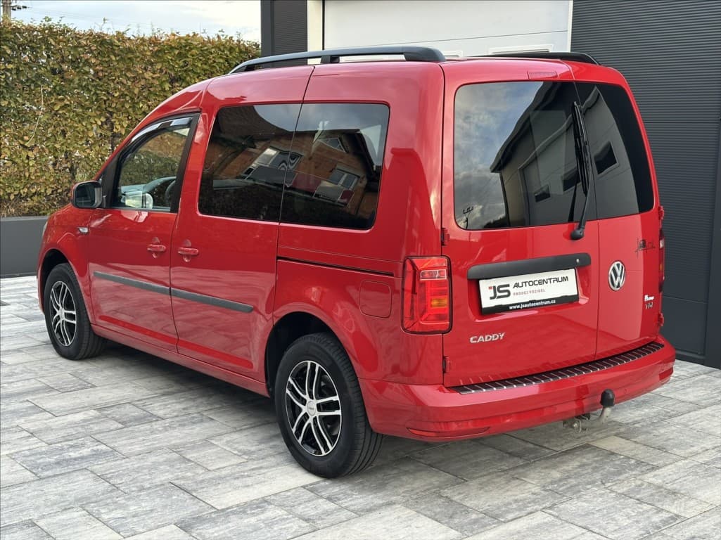 2017 Volkswagen Caddy - 8