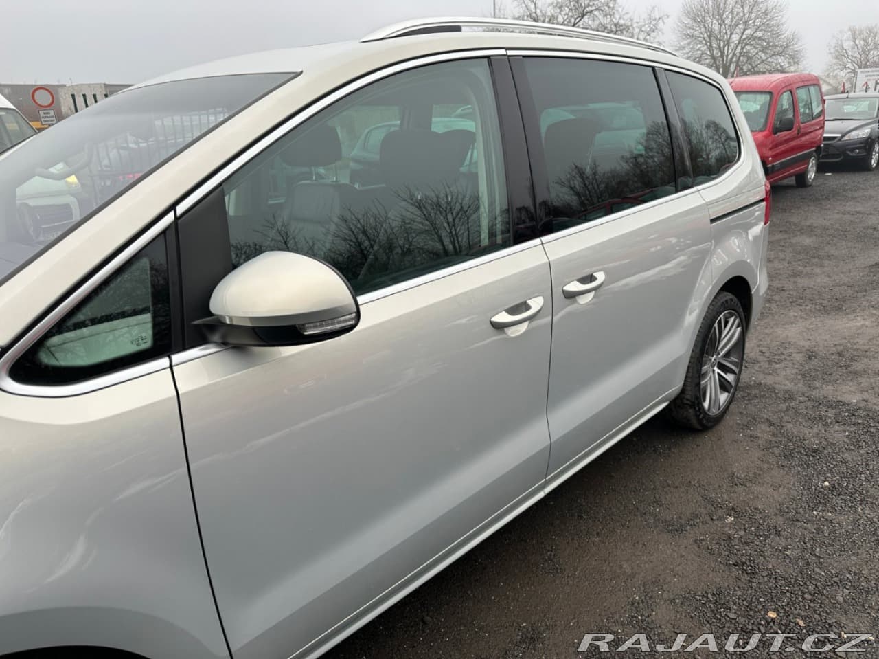 2013 Volkswagen Sharan - 13