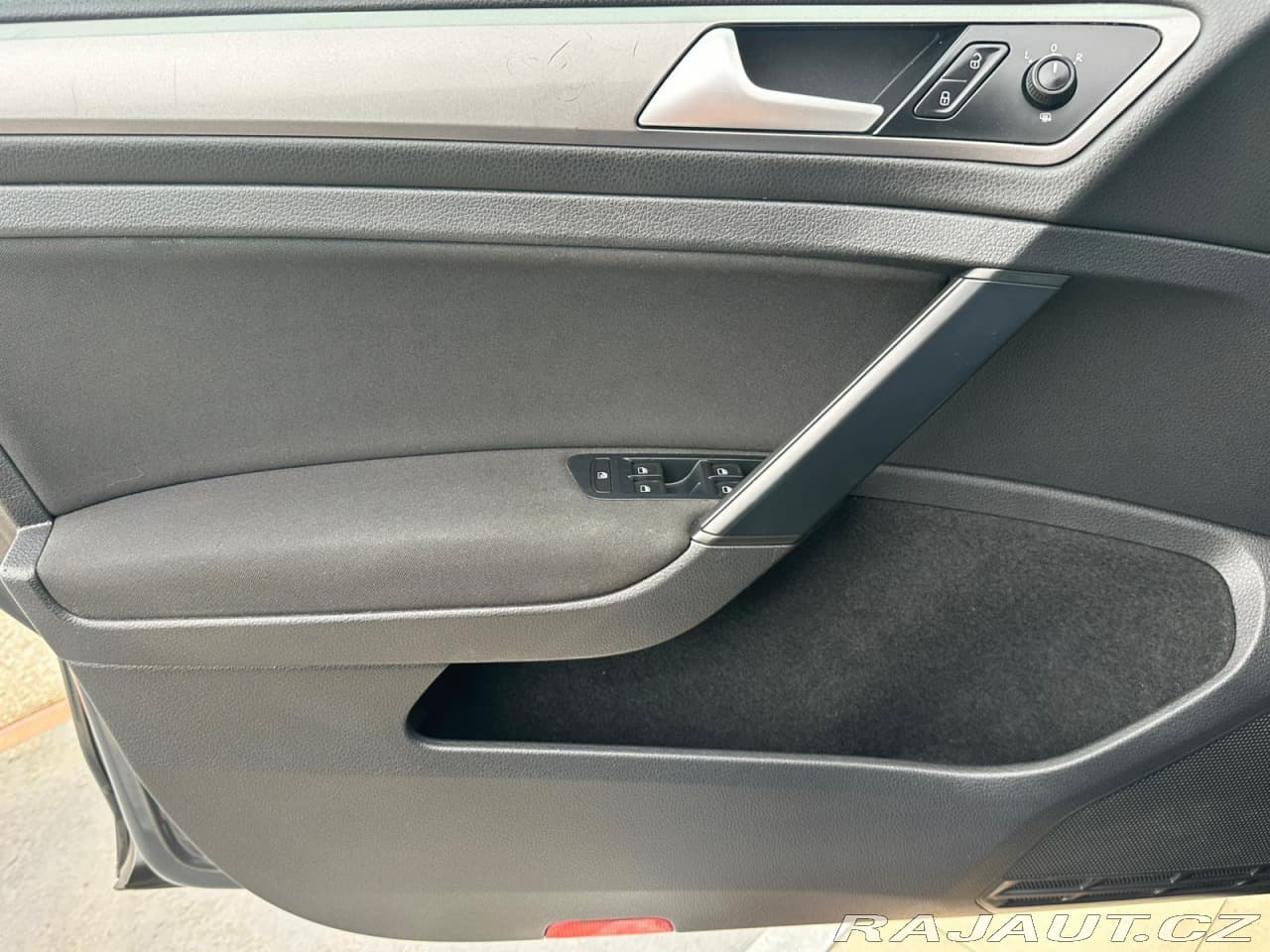 2014 Volkswagen Golf - 19