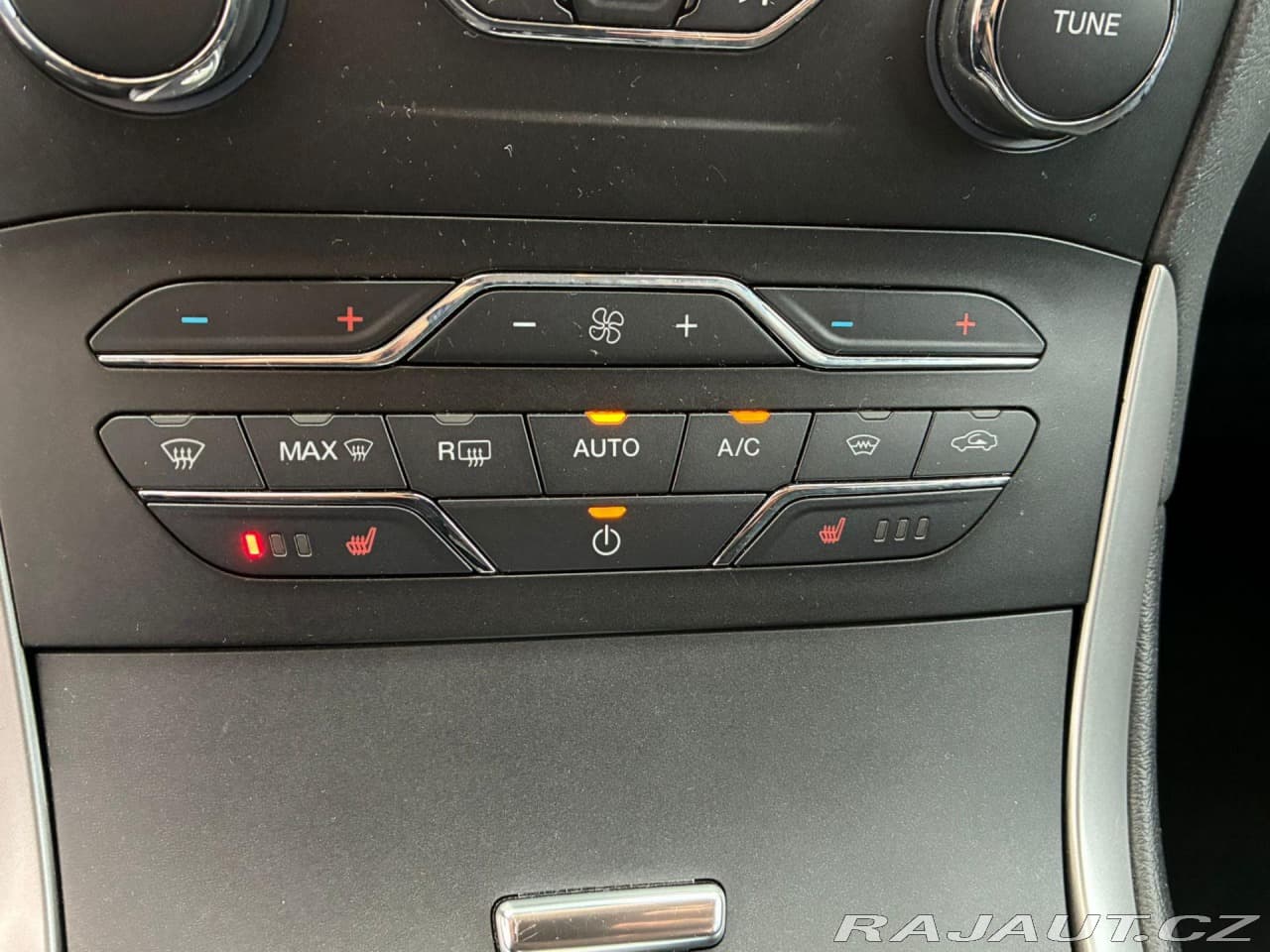 2019 Ford S-Max - 17