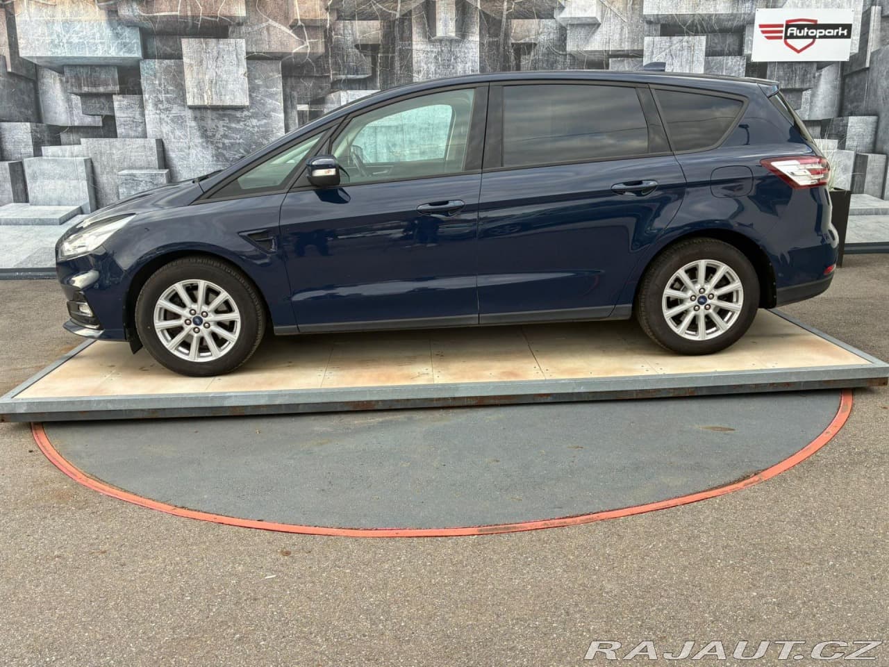 2019 Ford S-Max - 4