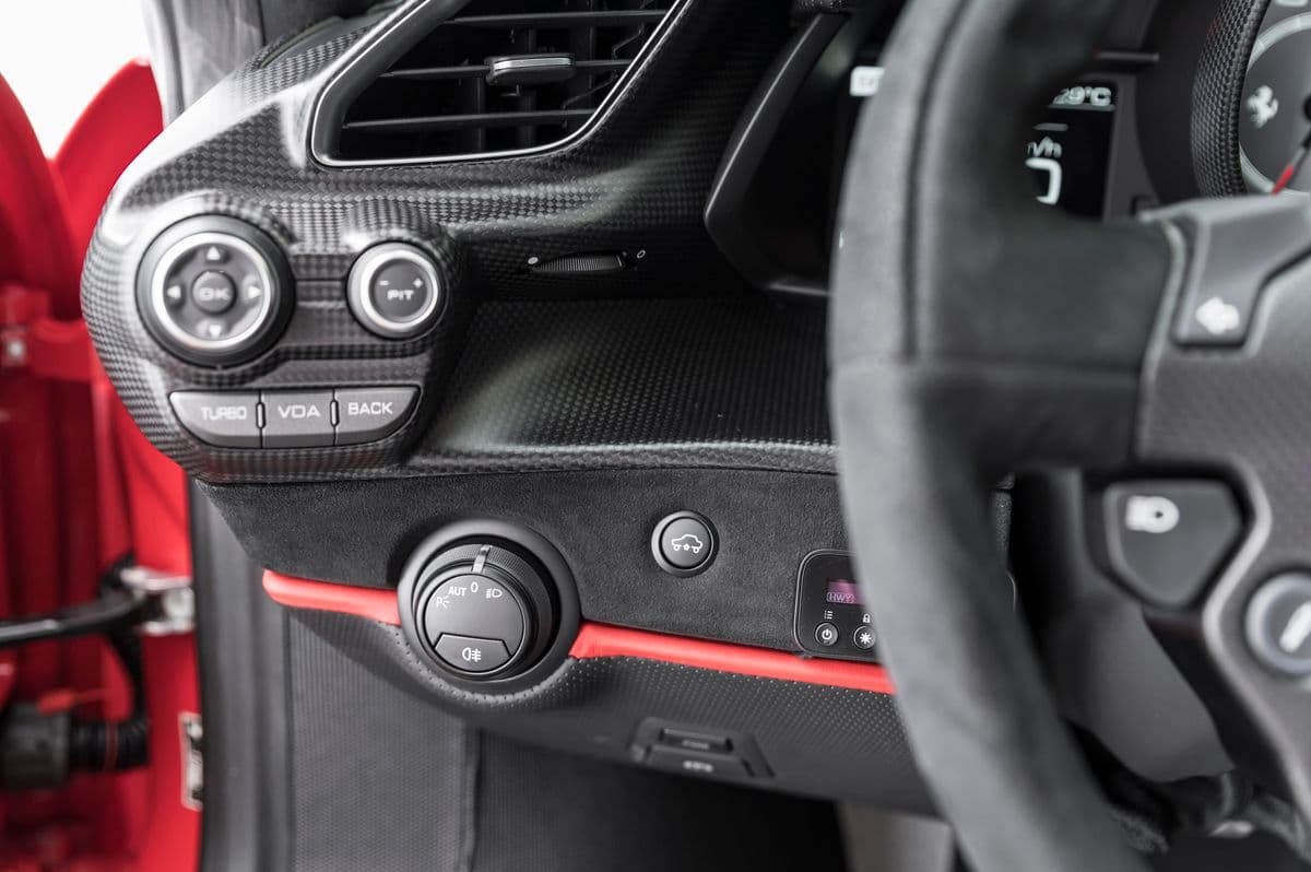 2020 Ferrari 488 - 10