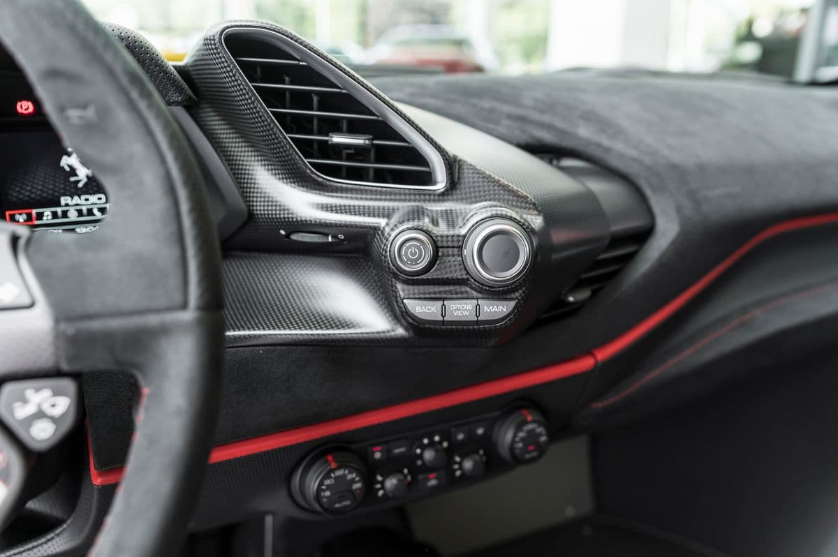 2020 Ferrari 488 - 12