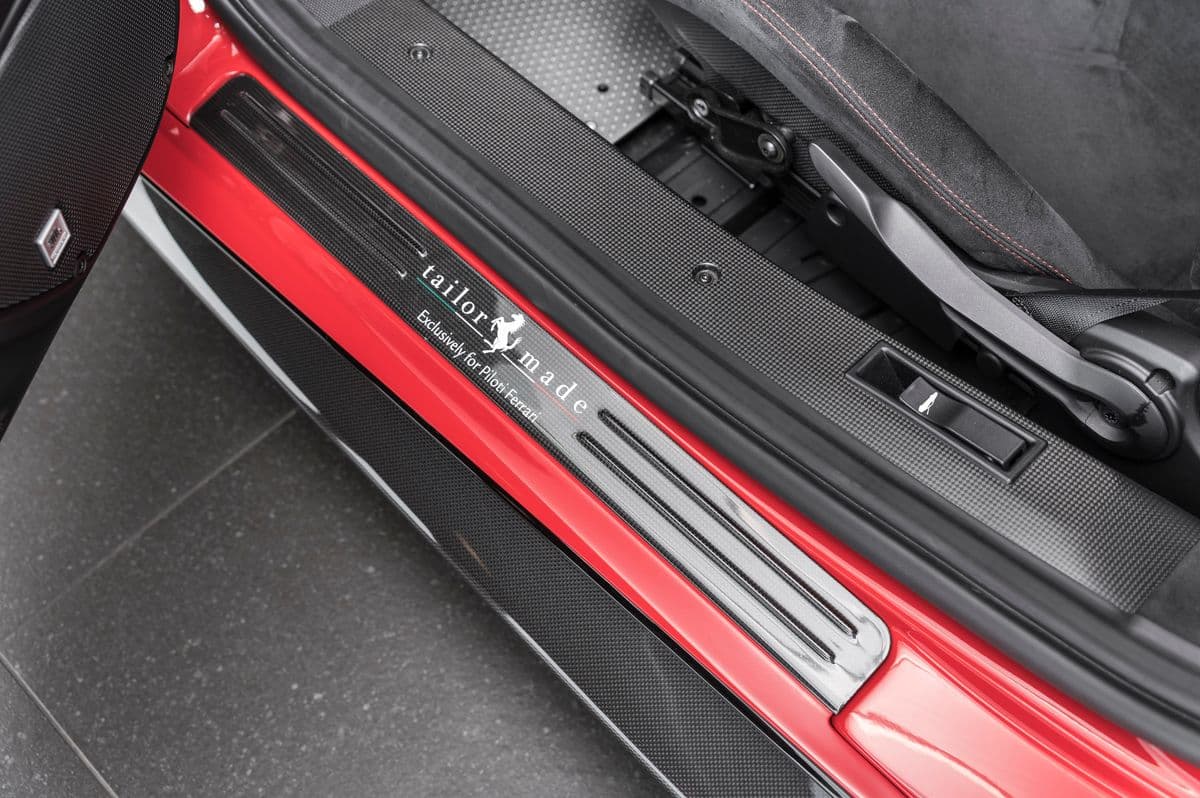 2020 Ferrari 488 - 17