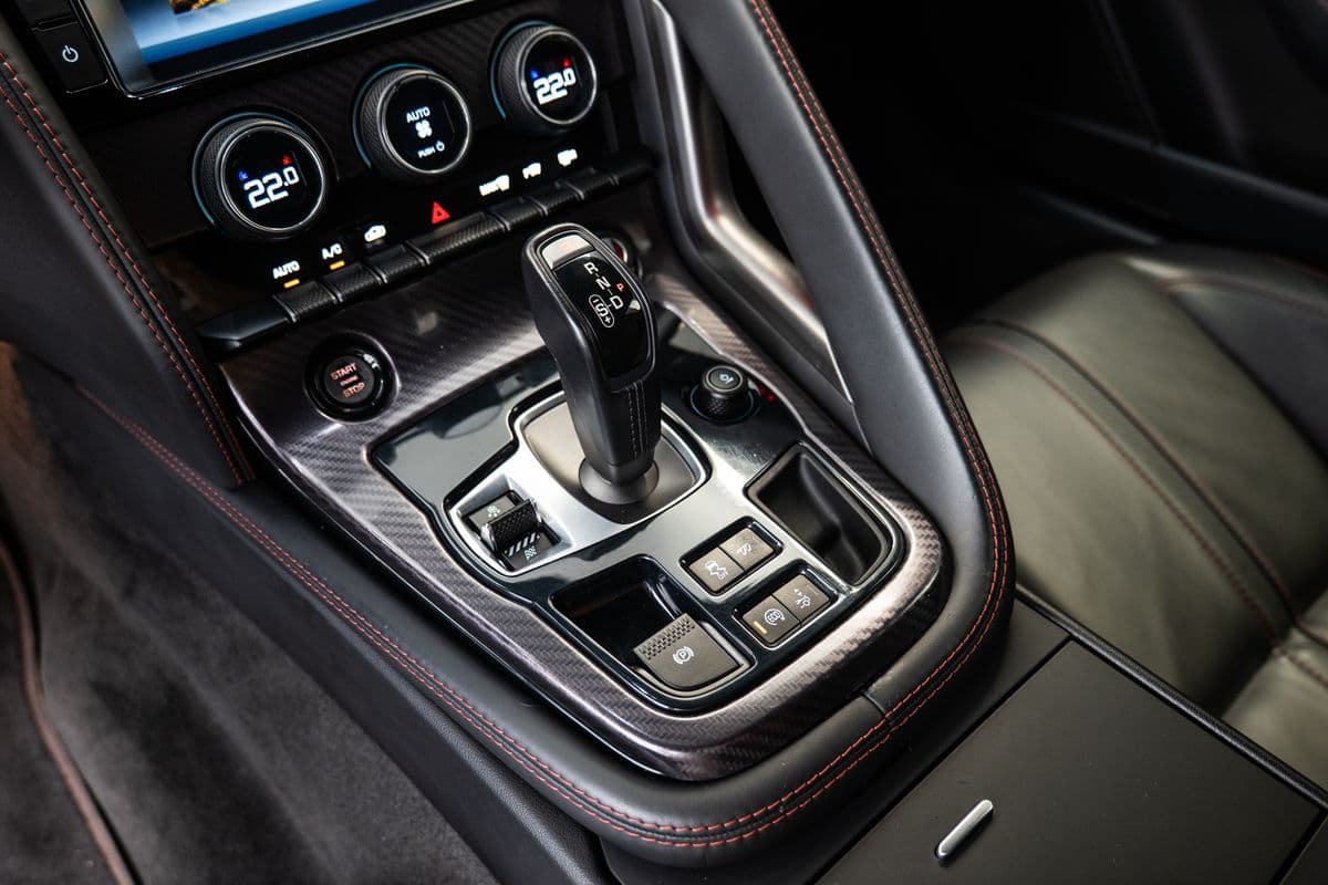 2014 Jaguar F-Type - 13