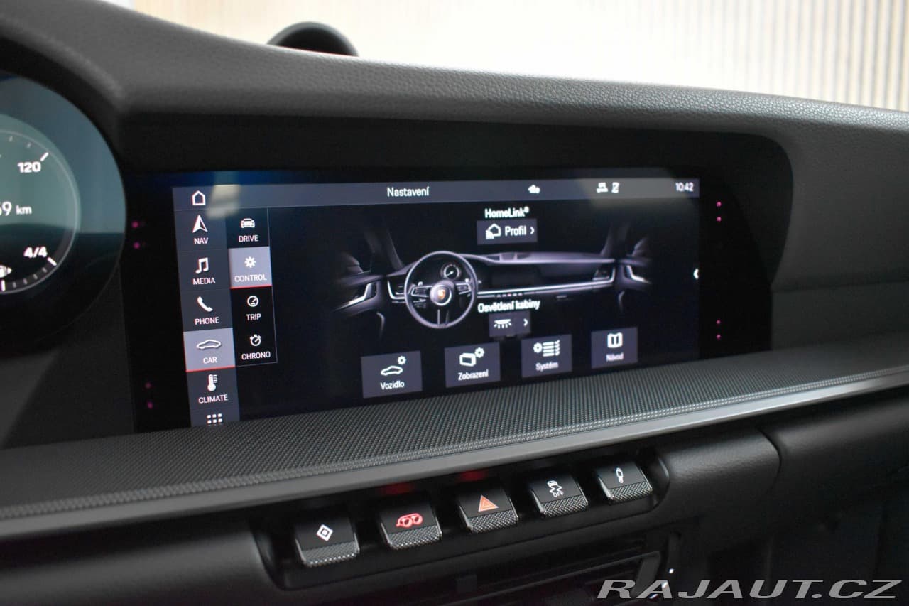 2019 Porsche 911 - 19