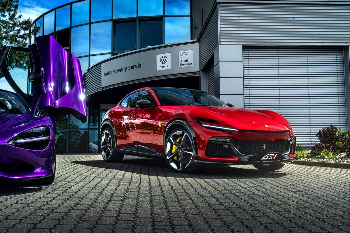 2024 Ferrari Purosangue - 10