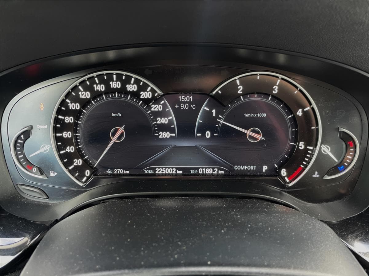 2018 BMW 5-Series - 13