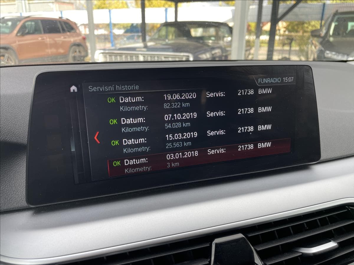 2018 BMW 5-Series - 18