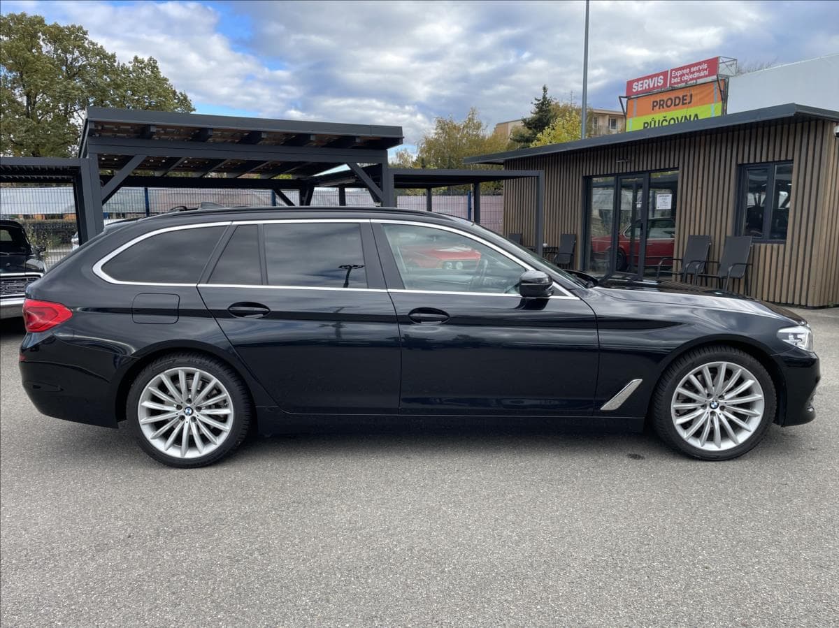 2018 BMW 5-Series - 4