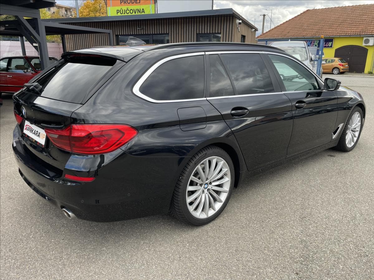2018 BMW 5-Series - 5