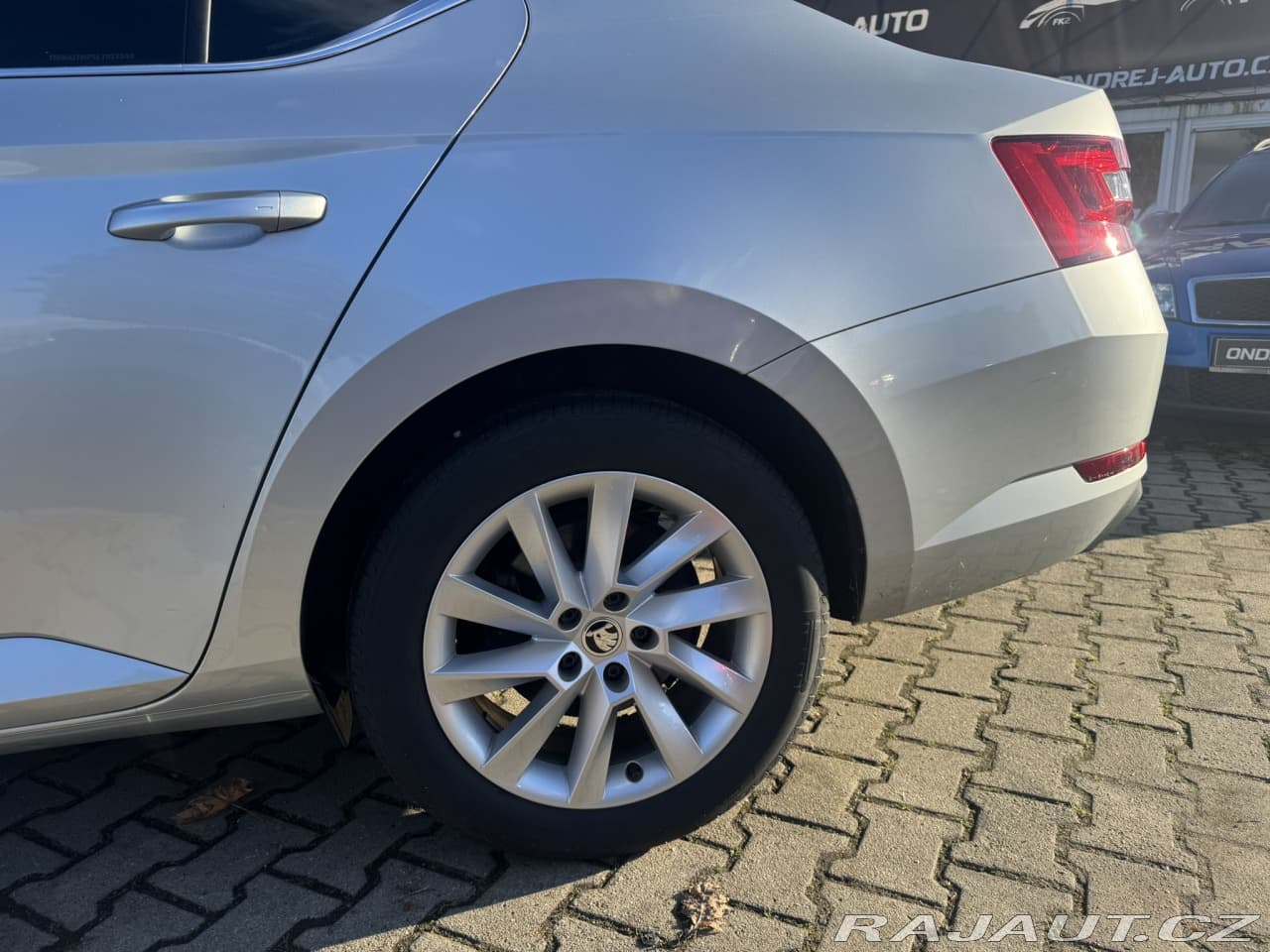 2019 Škoda Superb - 15