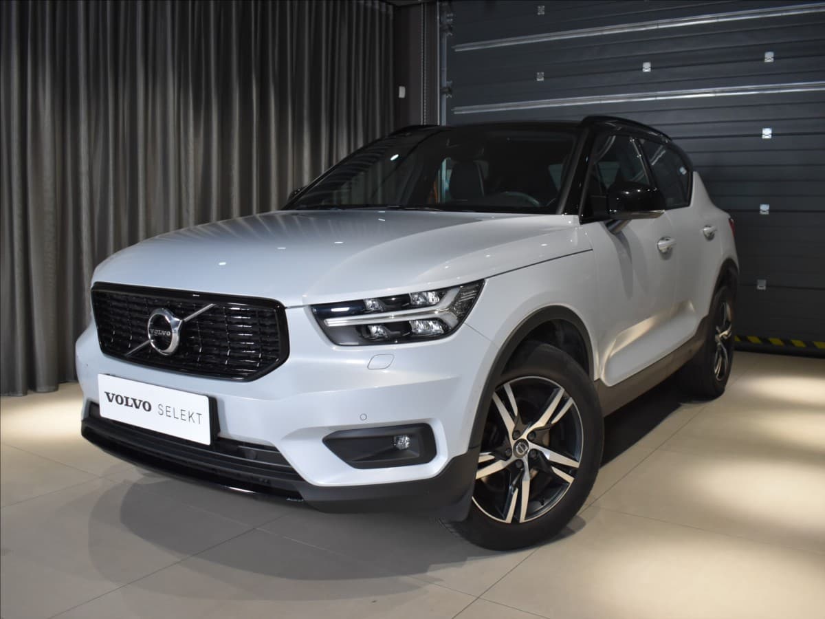 2021 Volvo XC40