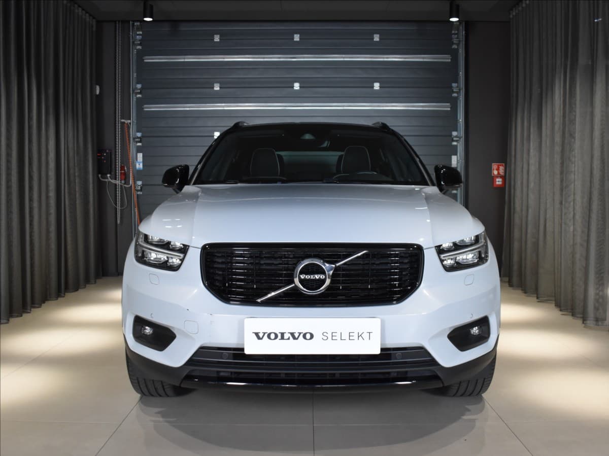 2021 Volvo XC40 - 6