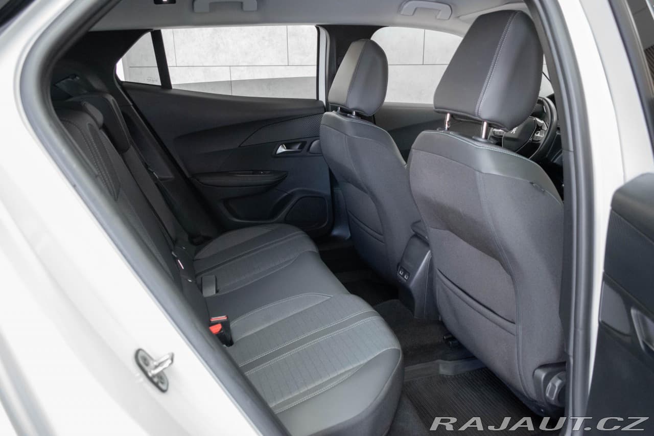 2022 Peugeot 2008 - 12