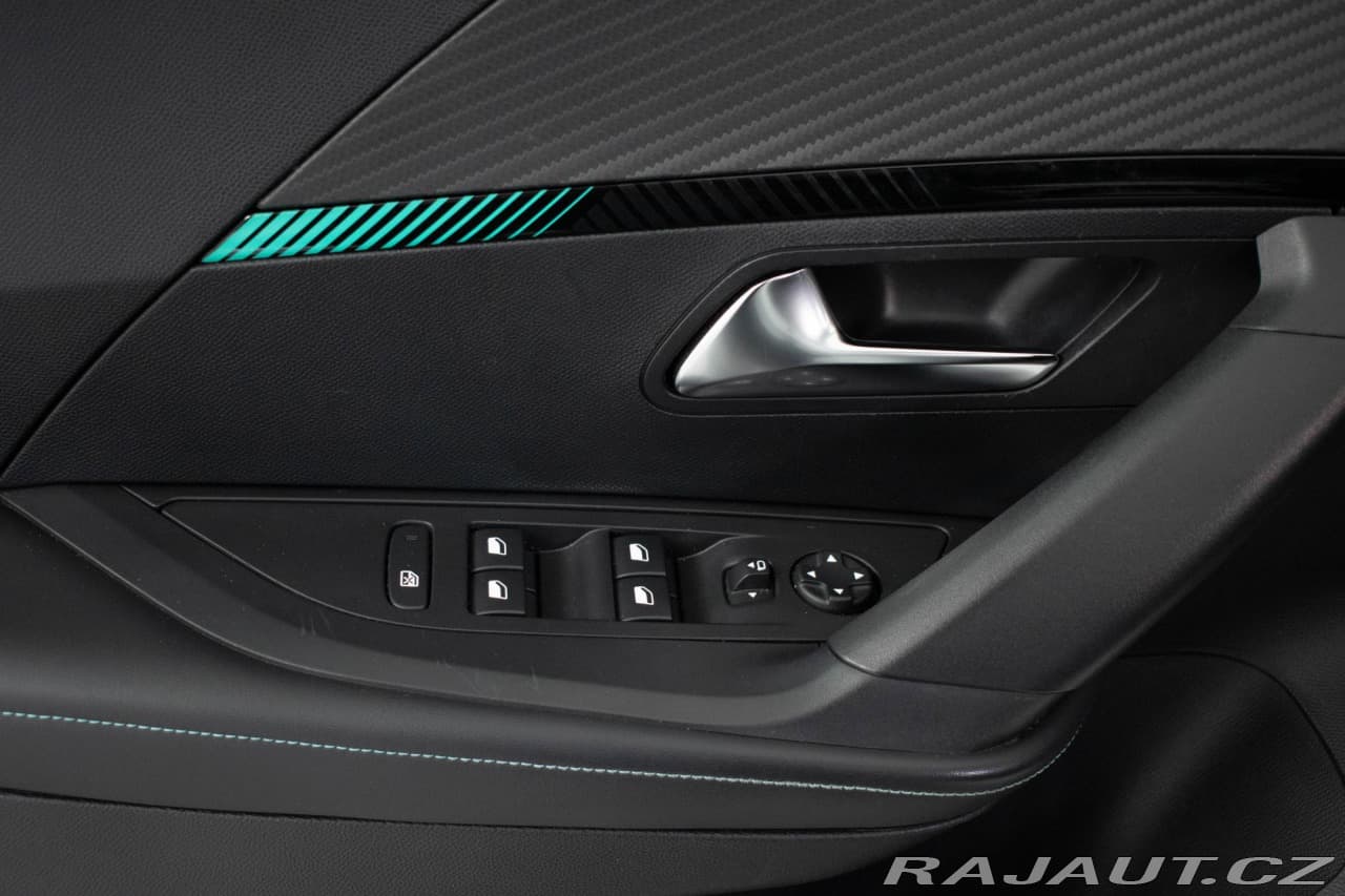 2022 Peugeot 2008 - 14