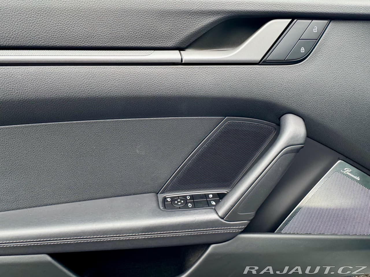 2022 Porsche 911 - 13