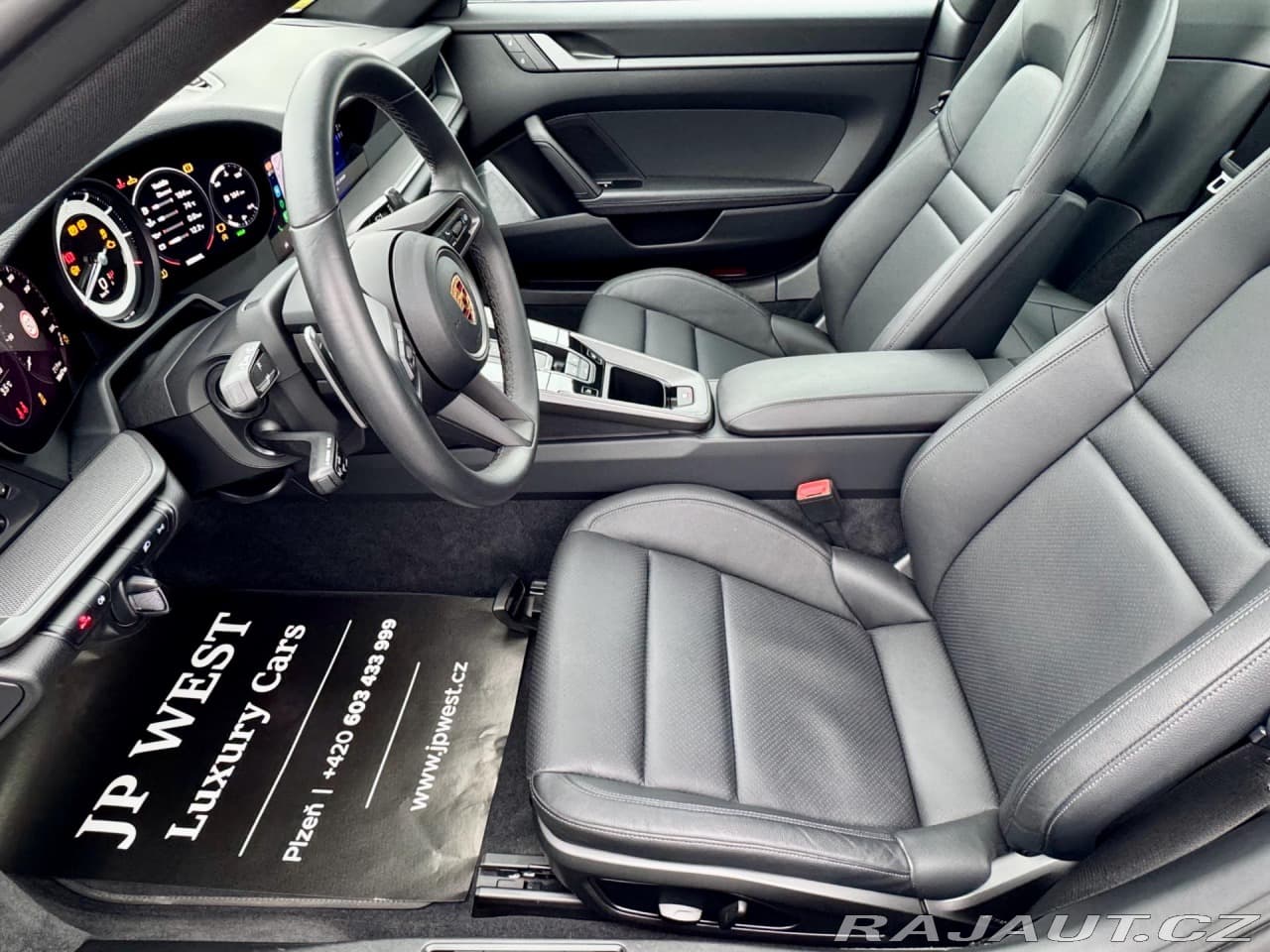 2022 Porsche 911 - 14