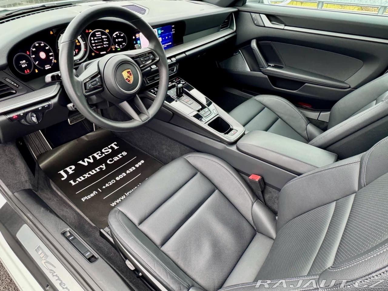 2022 Porsche 911 - 19