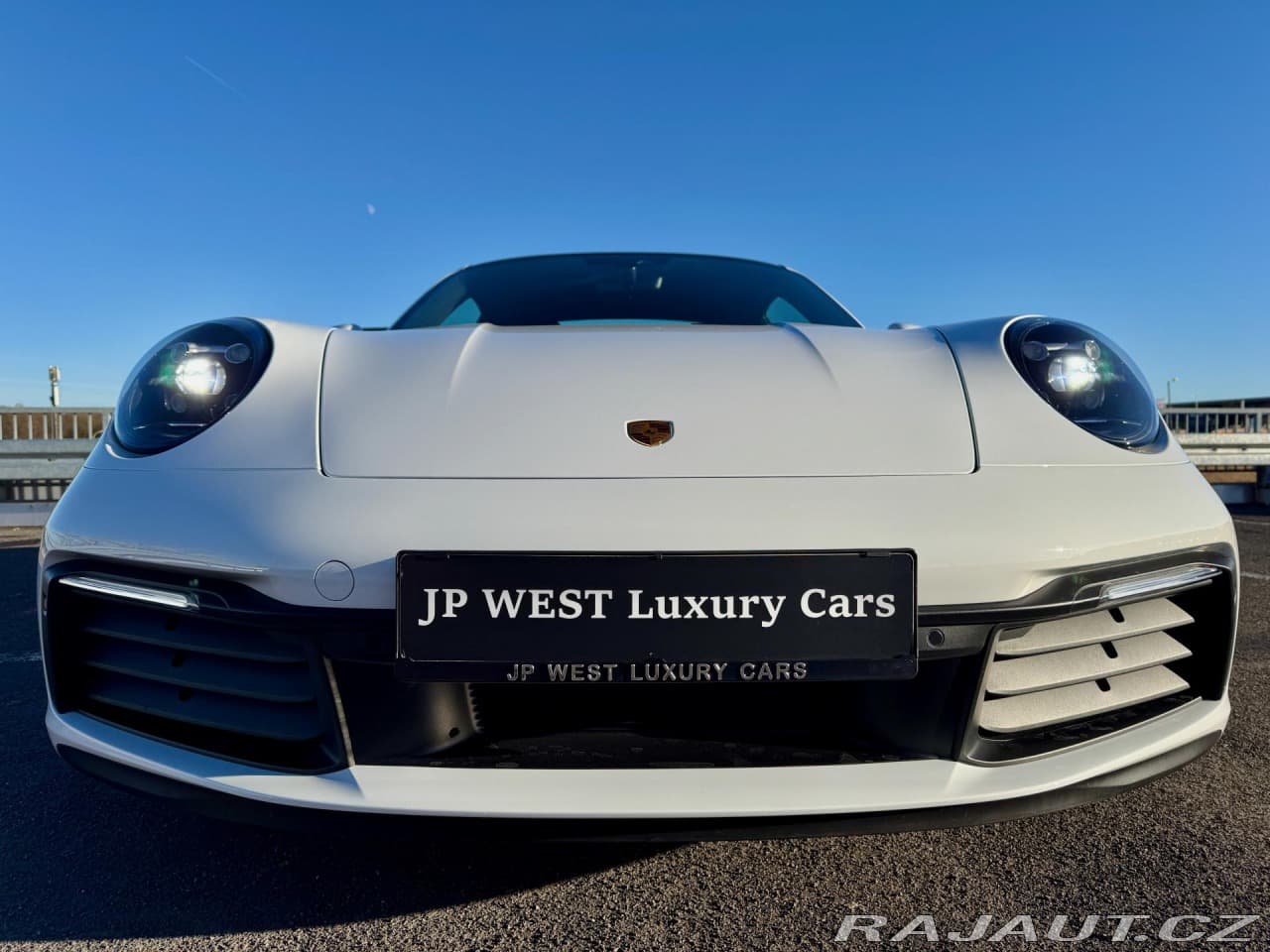 2022 Porsche 911 - 4