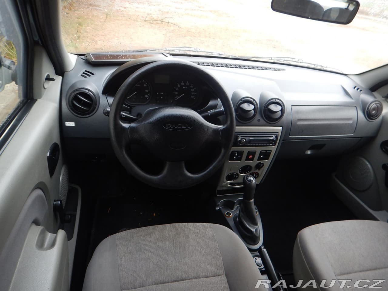 2008 Dacia Logan - 11