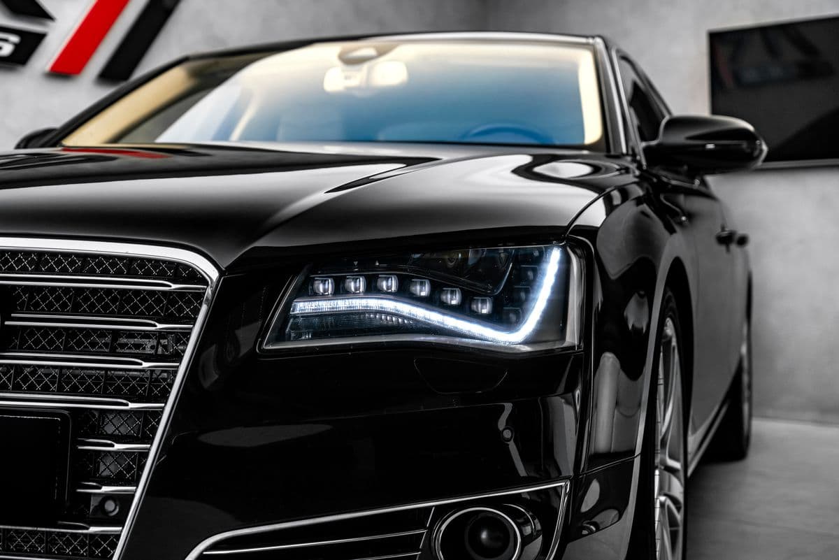 2013 Audi A8 - 8