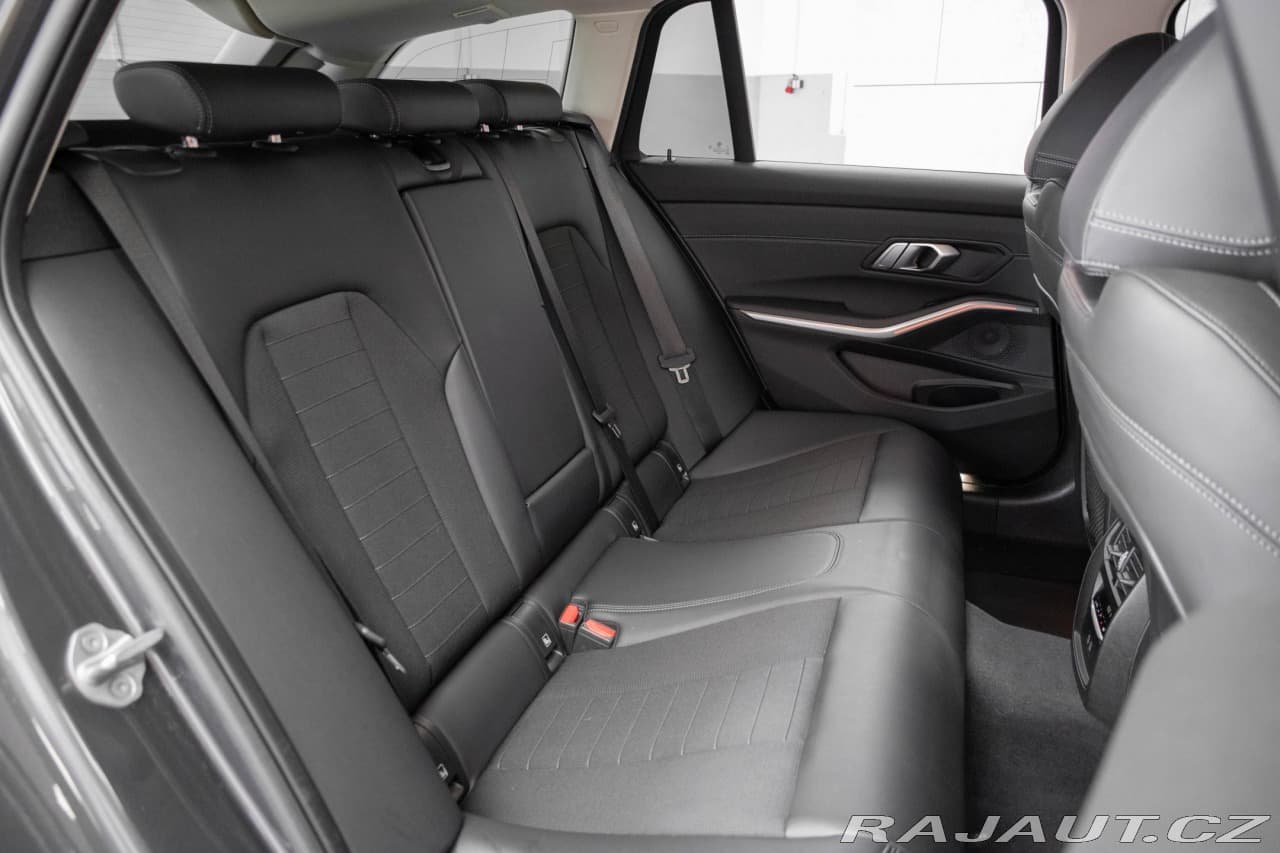 2021 BMW 3-Series - 13