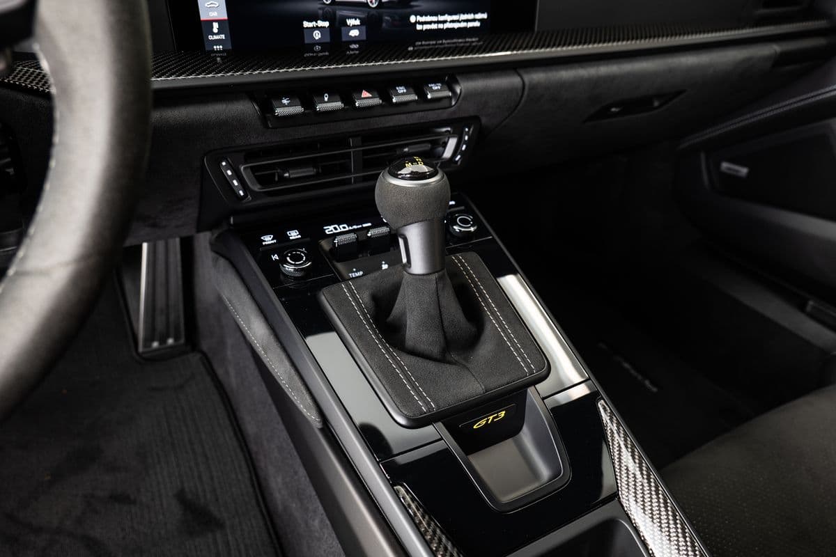 2021 Porsche 911 - 12