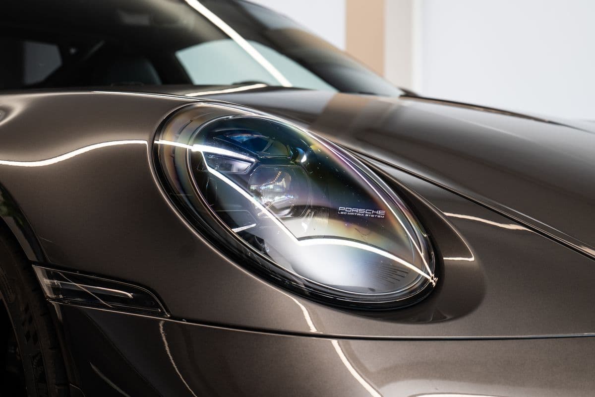 2021 Porsche 911 - 19