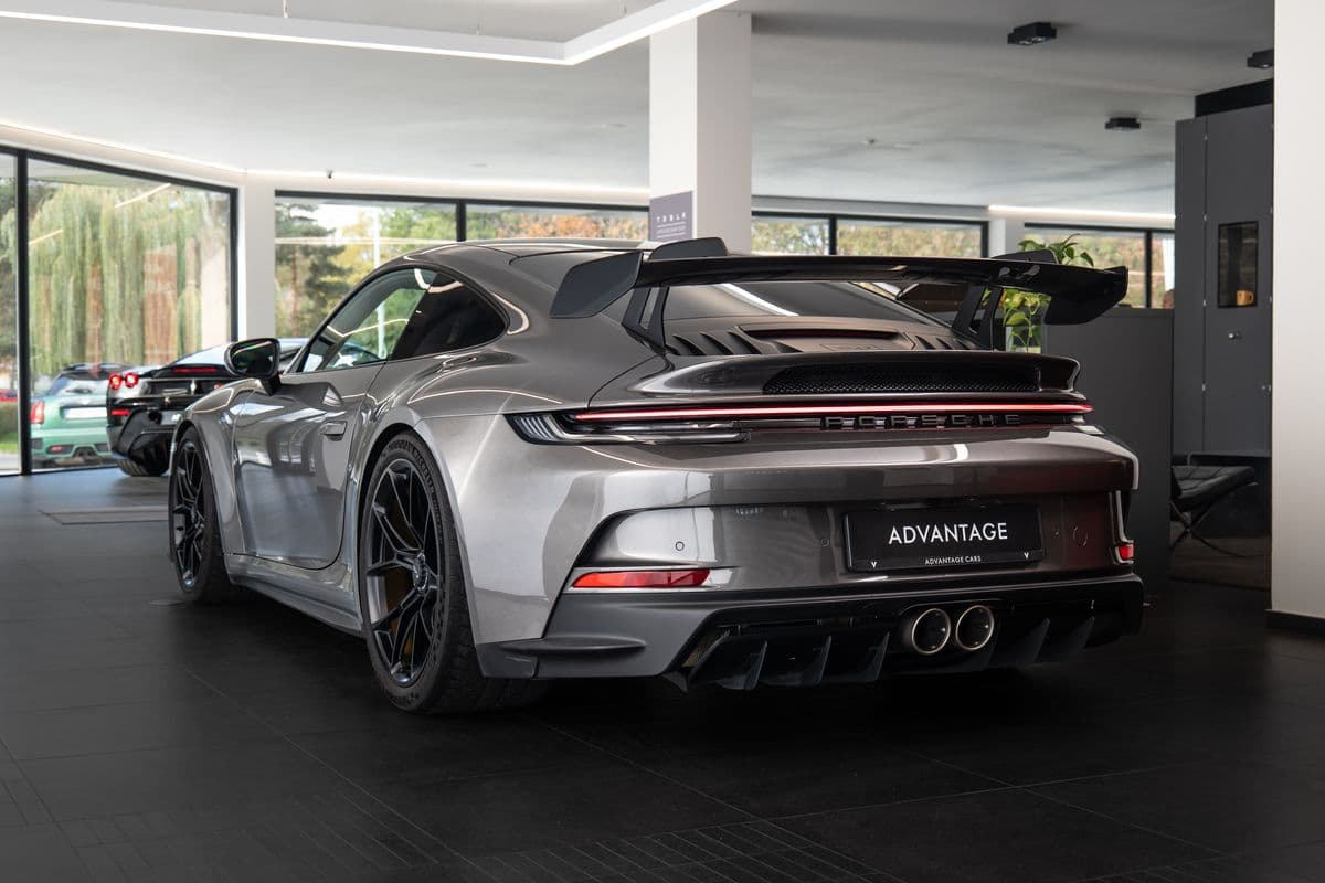 2021 Porsche 911 - 3