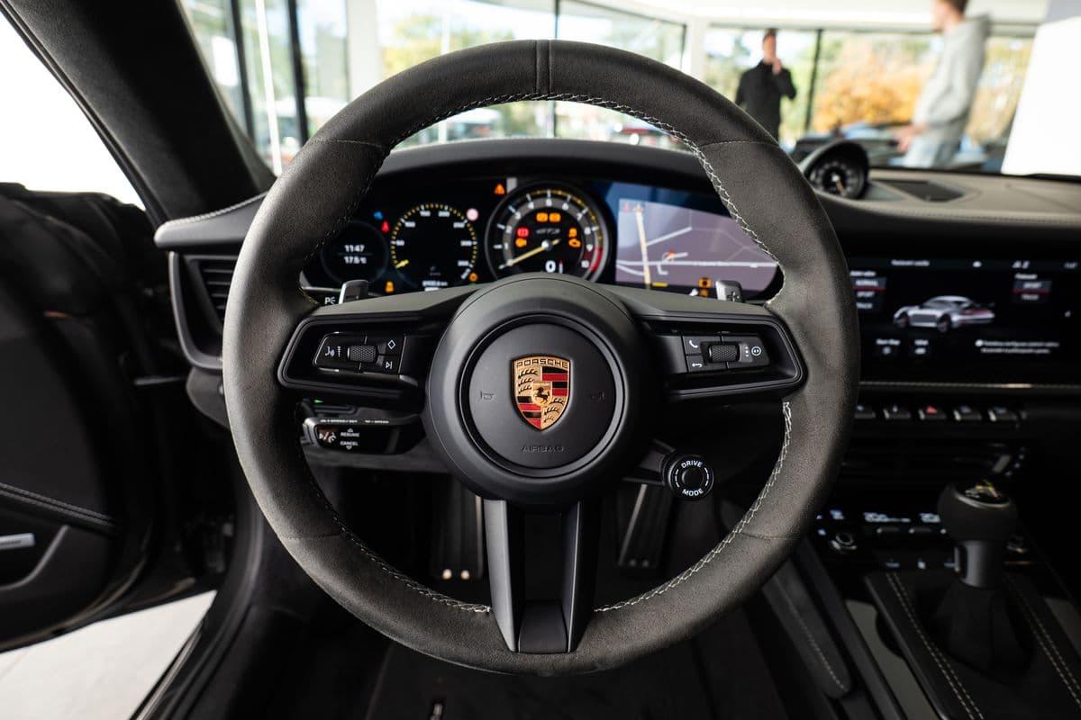 2021 Porsche 911 - 5