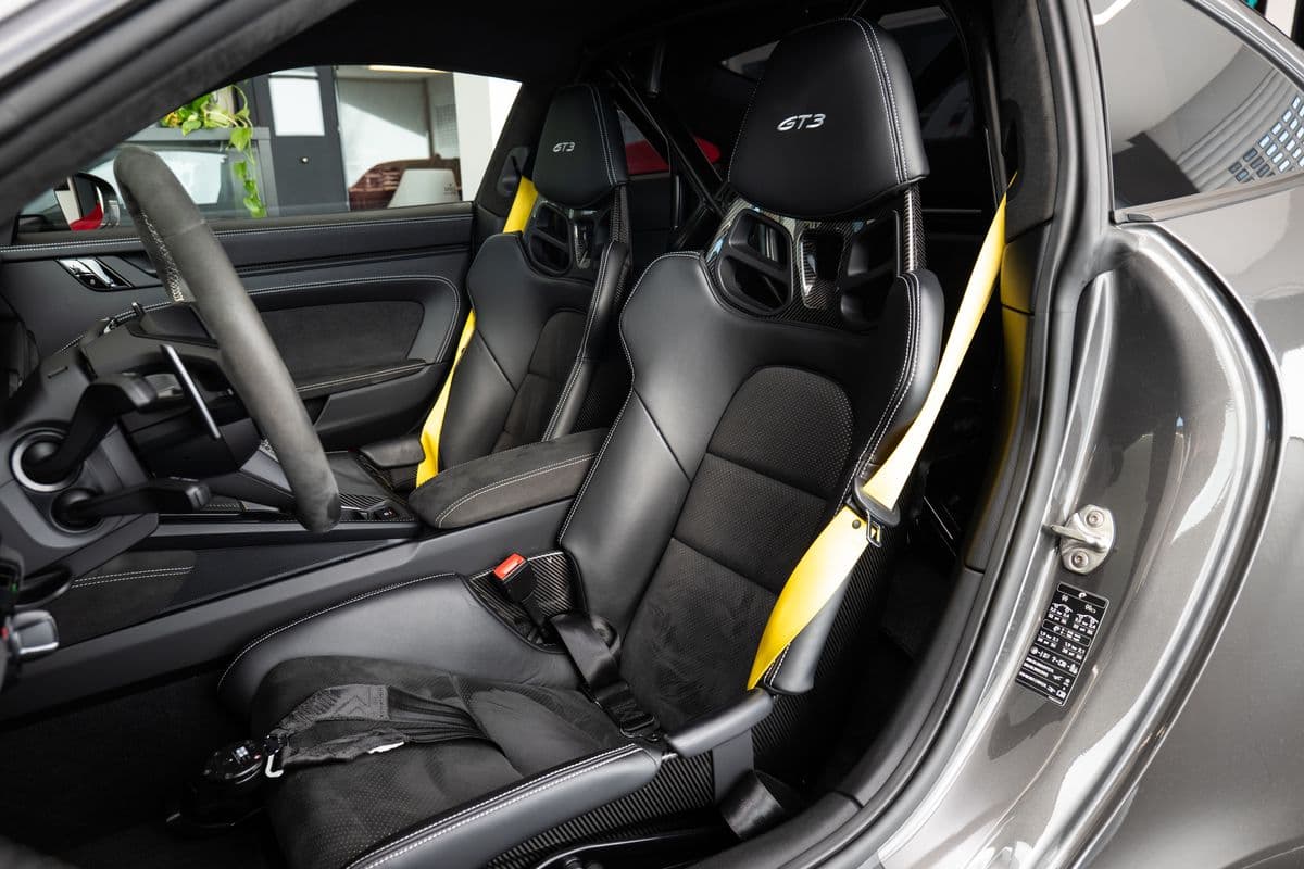 2021 Porsche 911 - 6