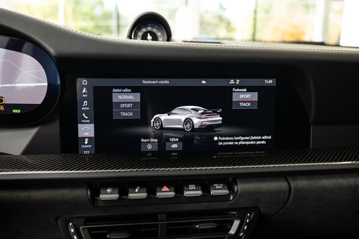 2021 Porsche 911 - 8