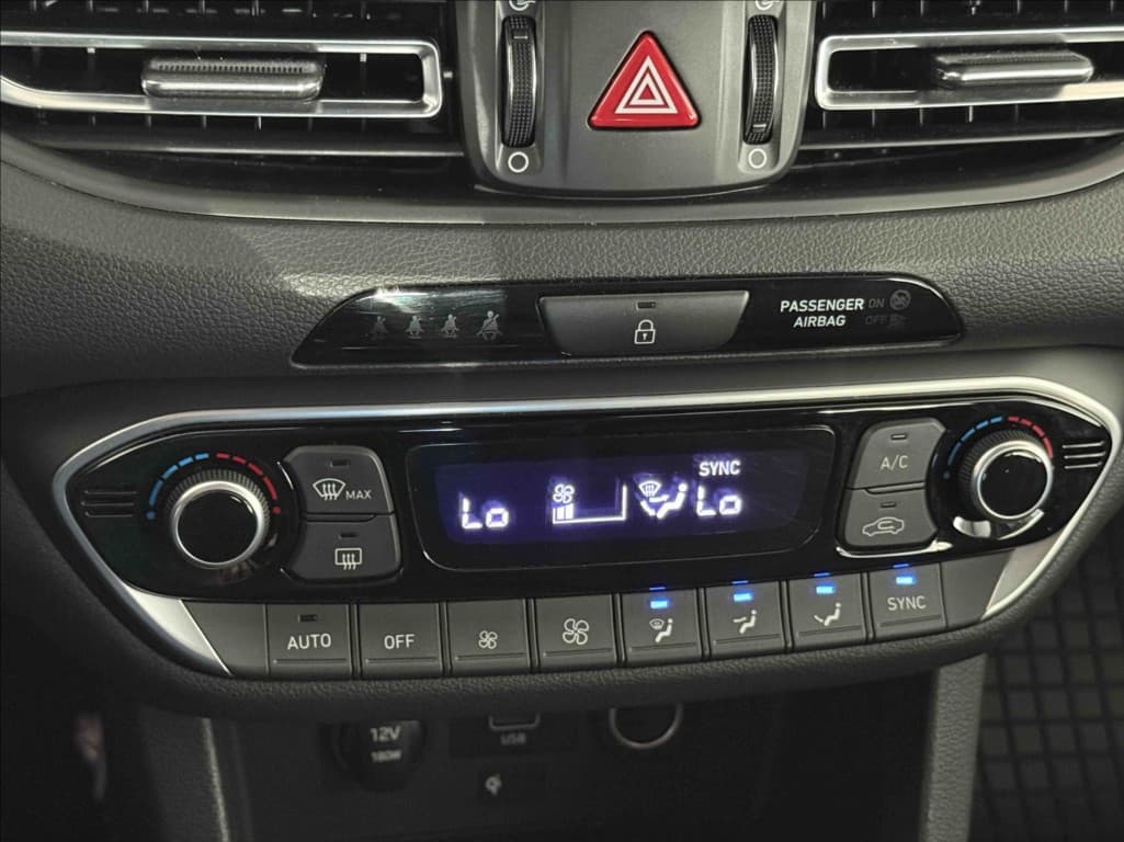 2022 Hyundai I30 - 15