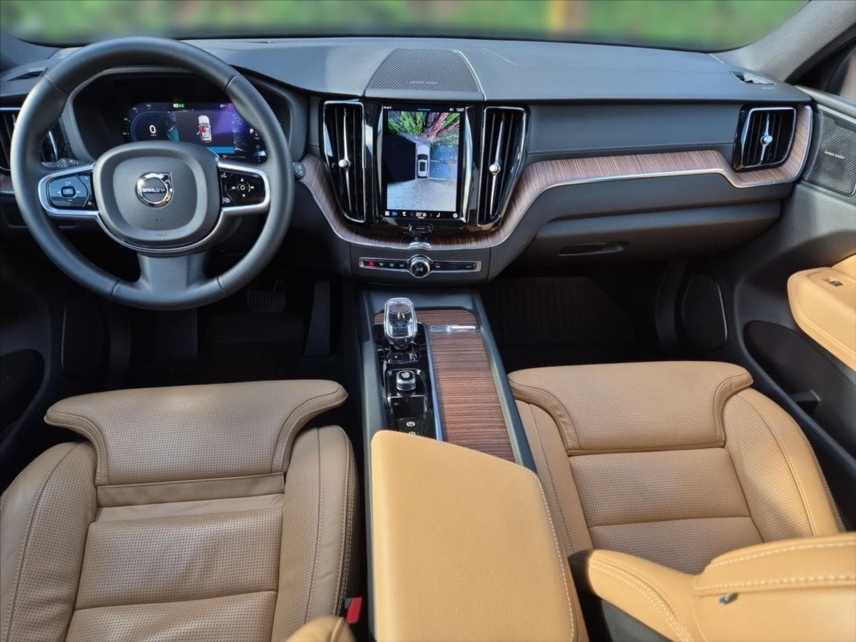 2022 Volvo XC60 - 9