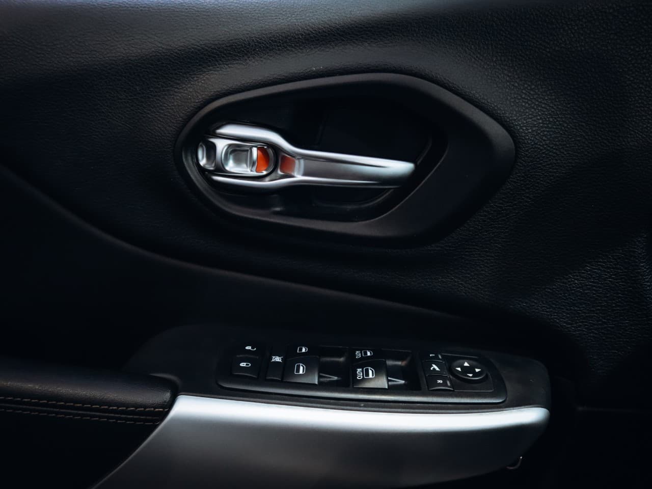 2019 Jeep Cherokee - 20