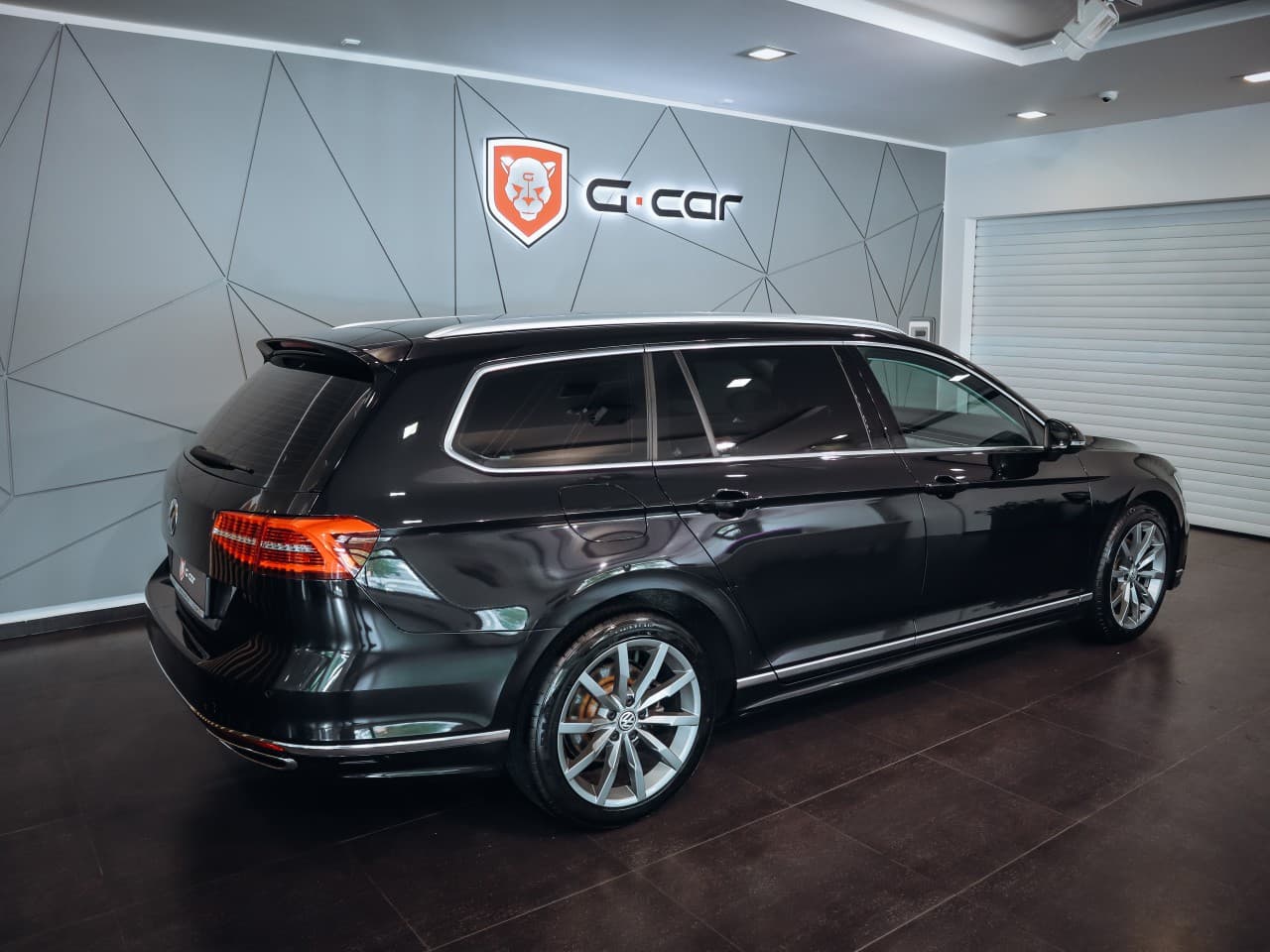 2018 Volkswagen Passat - 5