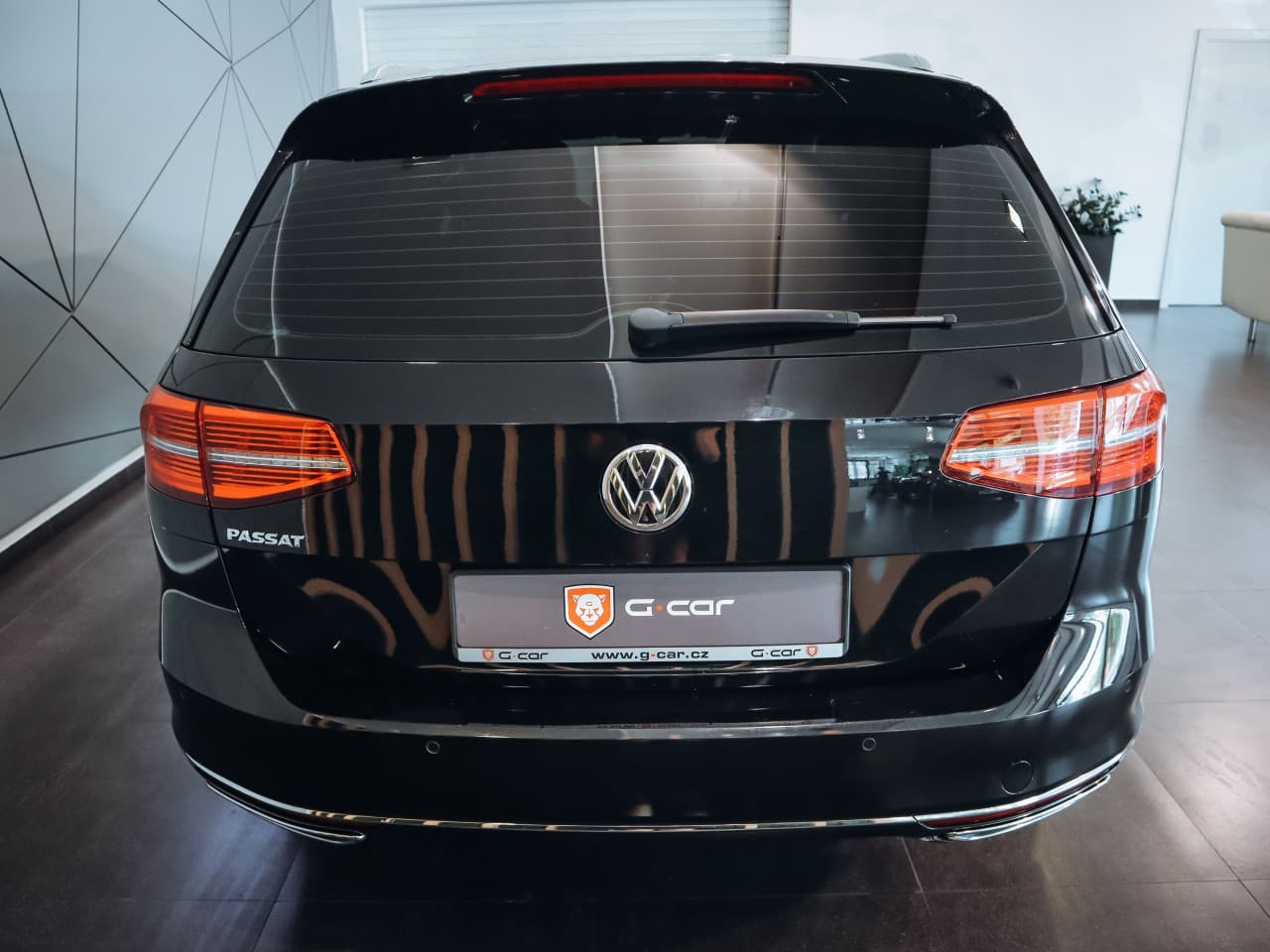 2018 Volkswagen Passat - 6