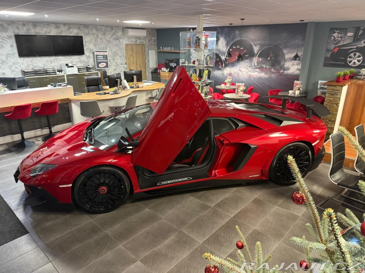 2018 Lamborghini Aventador - 4