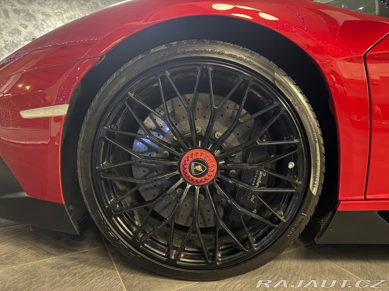 2018 Lamborghini Aventador - 8