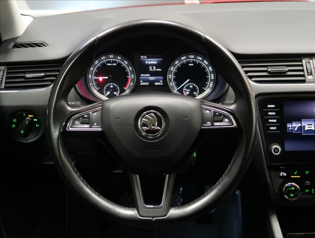 2018 Škoda Octavia - 11