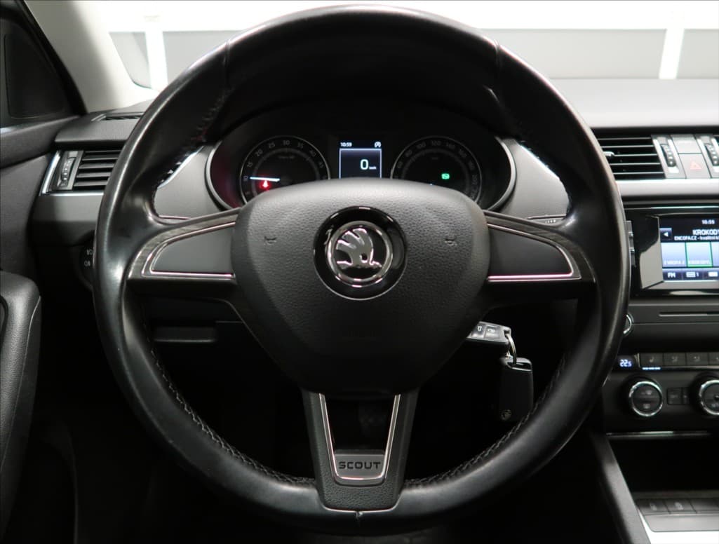 2015 Škoda Octavia - 12