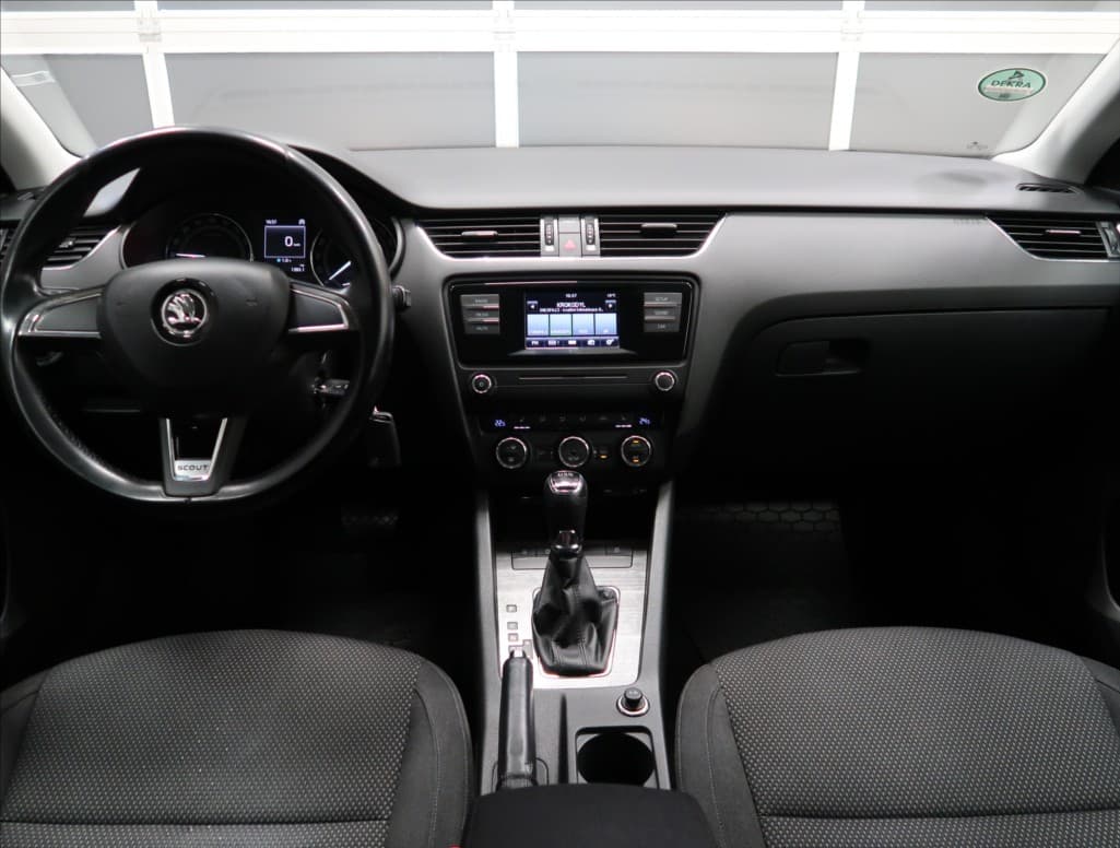 2015 Škoda Octavia - 9