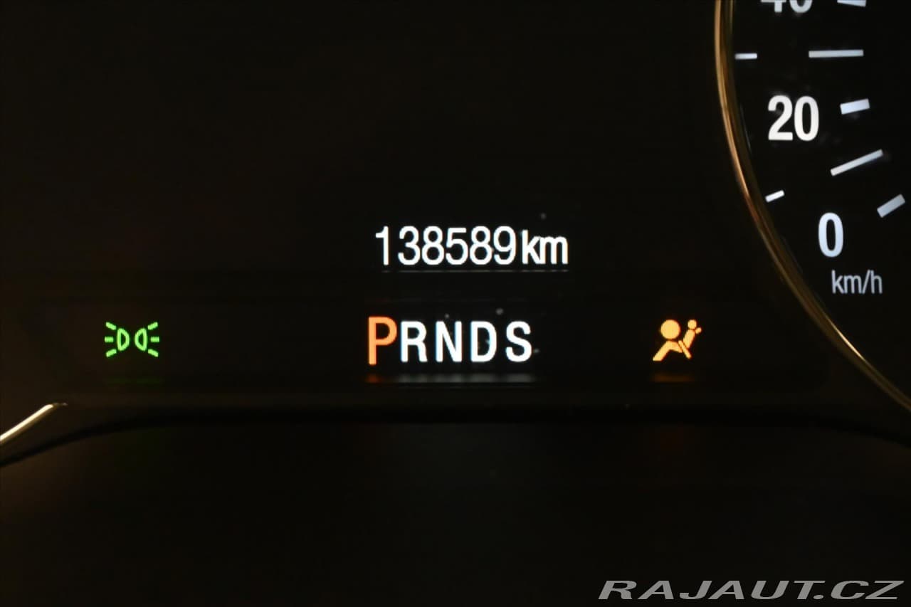 2020 Ford S-Max - 17