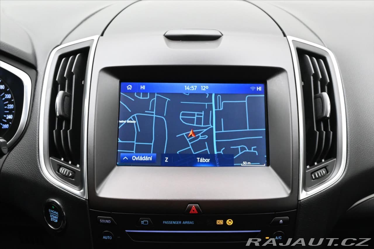 2020 Ford S-Max - 19