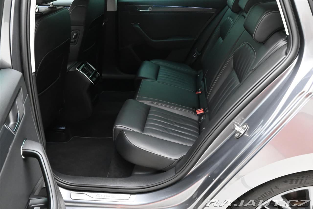 2022 Škoda Superb - 14